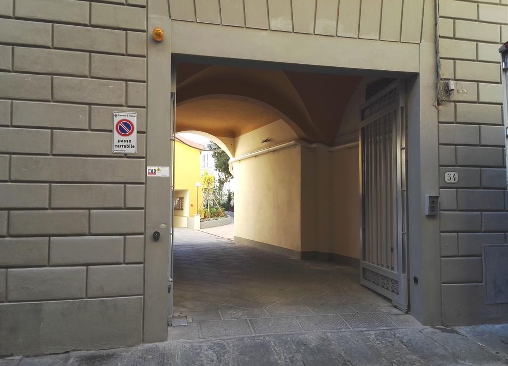 Roommo Santa Maria Novella Флоренция Екстериор снимка